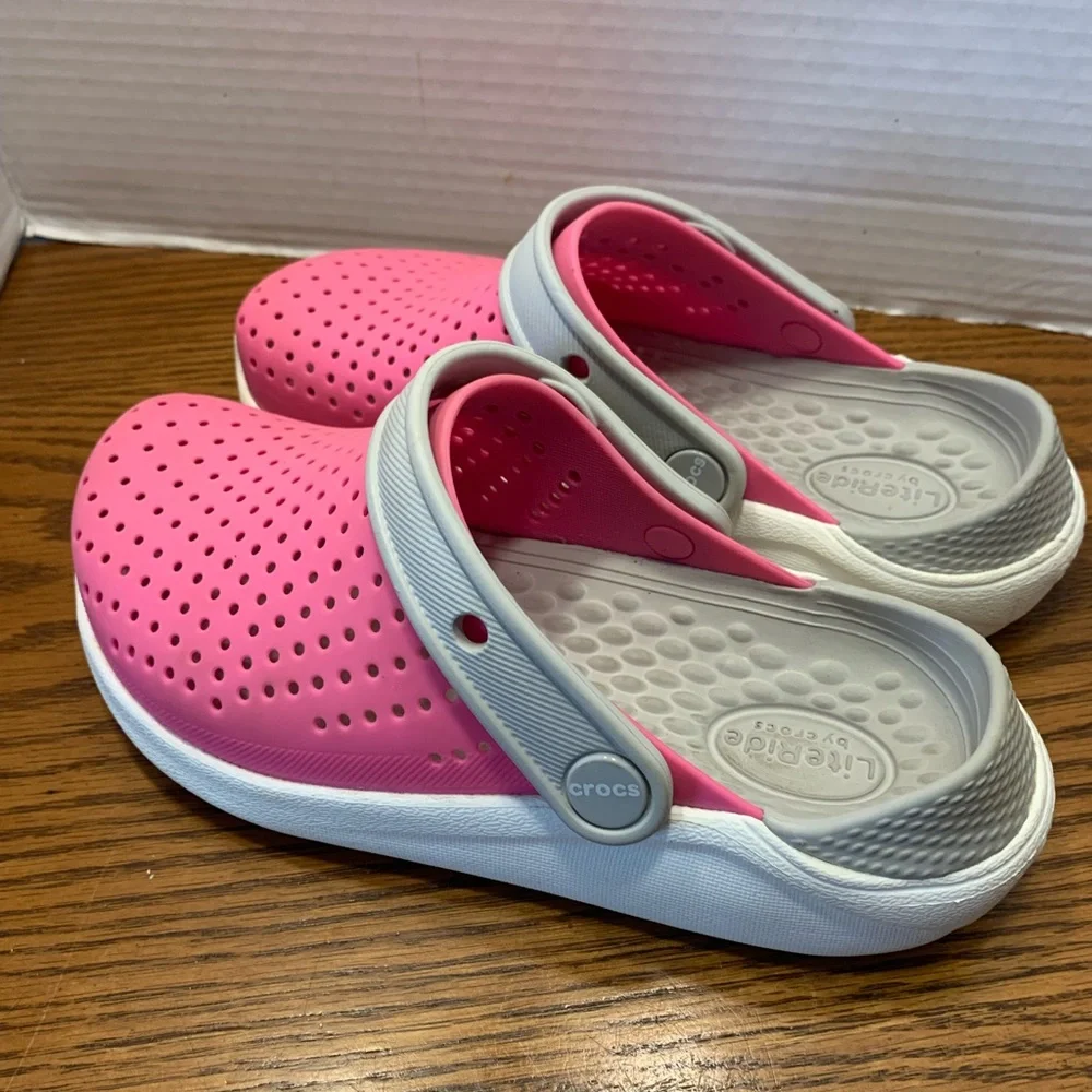 Crocs LiteRide Pink and Gray Water Shoes size J2 light weight comfort fun